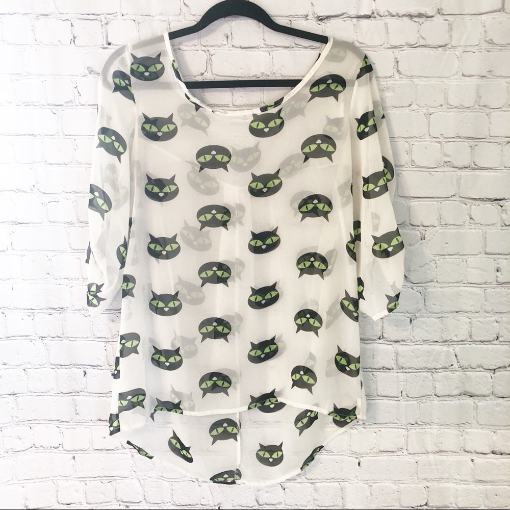 ❤️ Peaches Love Cream Sheer Cat Tunic Top S